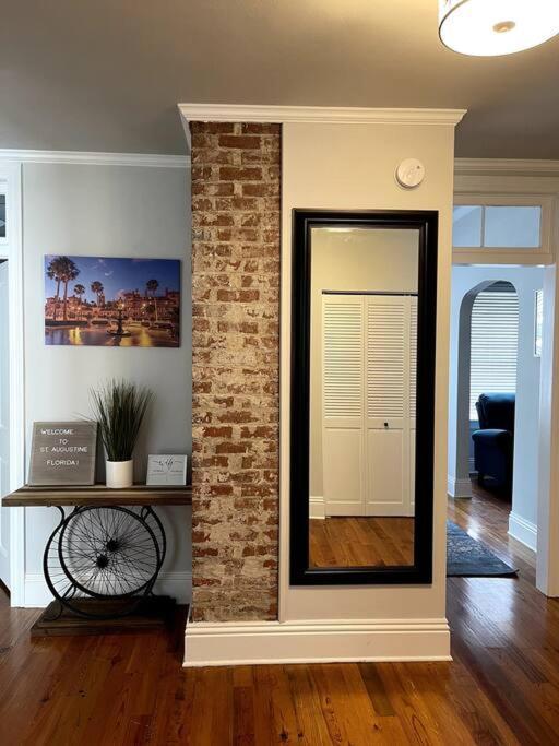 Cozy Quiet St Augustine Private Condo - 2Bed, 1 Bath, Sleeps 6, Steps To Historic St Augustine Center & All Tourist Attractions, Restaurants, Cafes, Backyard, Porch Сент-Огастин Экстерьер фото