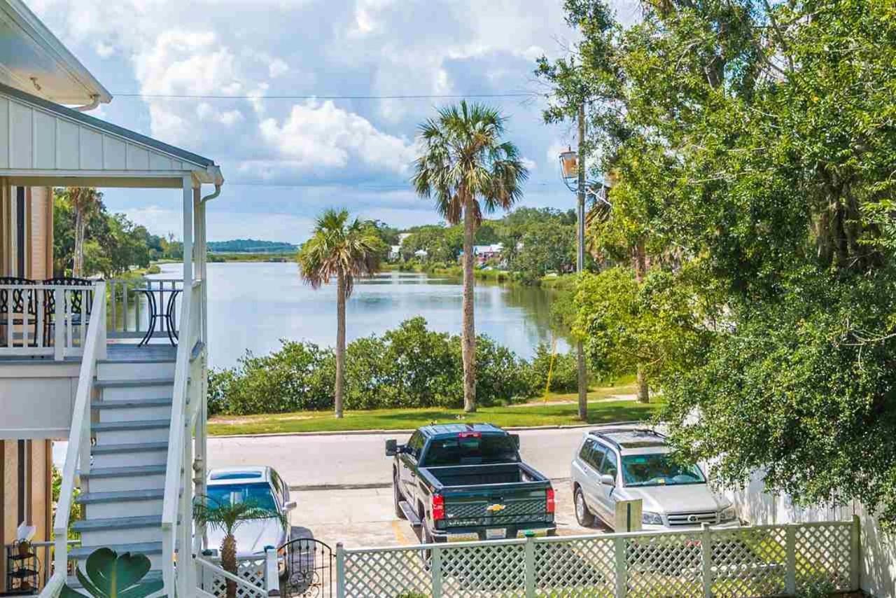 Cozy Quiet St Augustine Private Condo - 2Bed, 1 Bath, Sleeps 6, Steps To Historic St Augustine Center & All Tourist Attractions, Restaurants, Cafes, Backyard, Porch Сент-Огастин Экстерьер фото